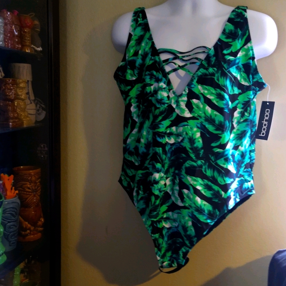 Tropical leaf print swimsuit